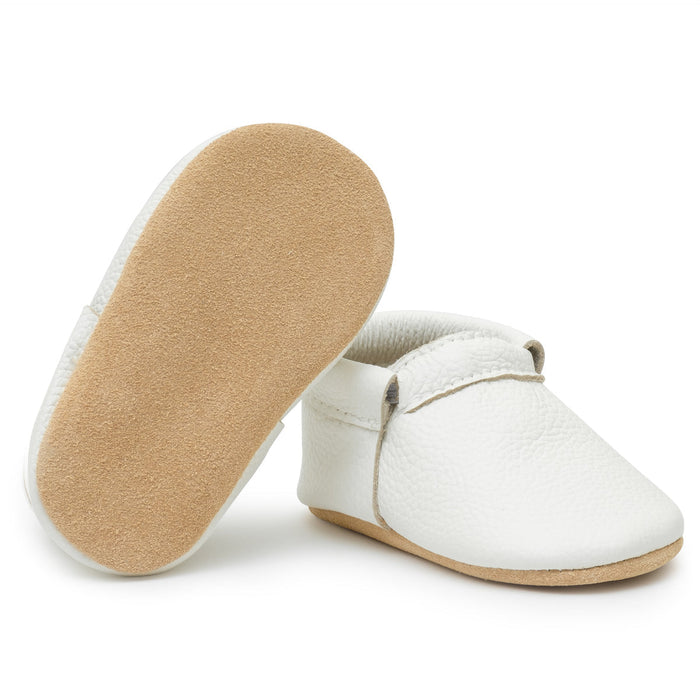 Seashell Fringeless Moccasins - Wee Bee Baby Boutique