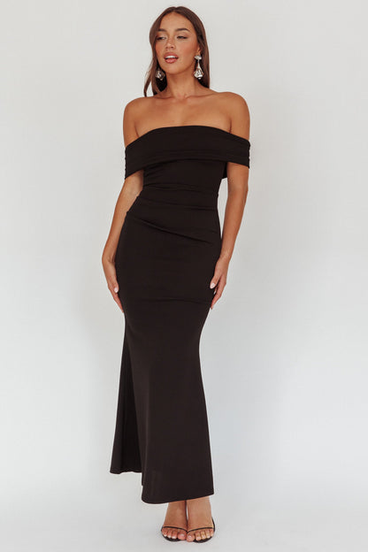 Dancing Queens Bow Back Maxi Dress Black