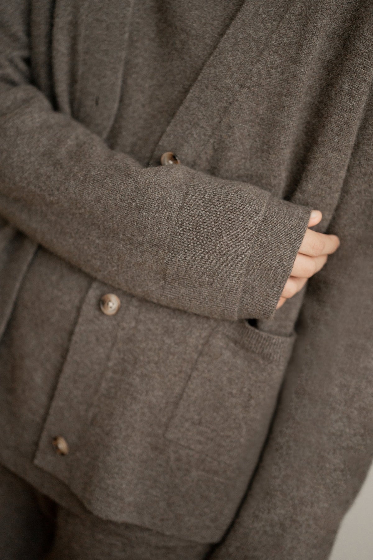 100% CASHMERE CARDIGAN