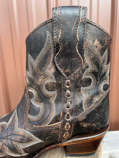 Circle G Women's Dark Brown Ankle Cowgirl Boot L5917-Painted Cowgirl Western Store