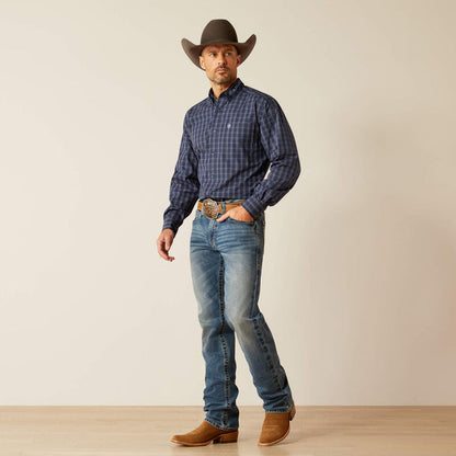 Ariat Men’s M2 Dakota Traditional Buster Relaxed Fit Bootcut Jeans 10051878-Painted Cowgirl Western Store
