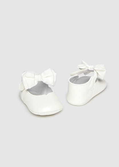 Baby Bow Mary Jane Shoes - Ecru - Wee Bee Baby Boutique
