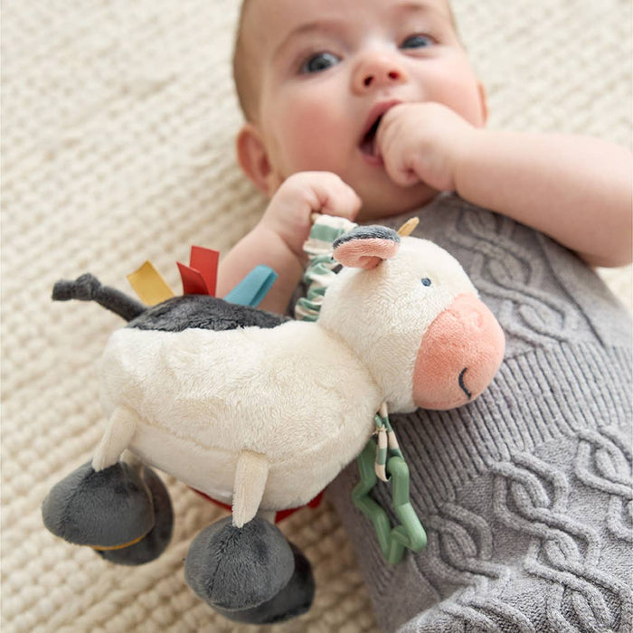 Cow Itzy Friends Link & Love Activity Plush - Wee Bee Baby Boutique