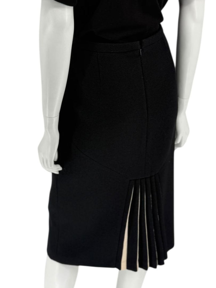 Rena Lange Black Wool Skirt with Contrast Pleated Back Panel – Size 12 (DE 42)