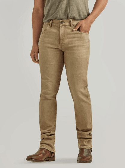 Wrangler Men’s Retro®  Color Wash Saddle Slim Fit Straight Jeans 112345014