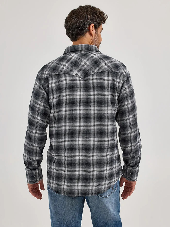 Wrangler Retro Men's Charcoal Grey Plaid Pearl Snap Long Sleeve Flannel Shirt 112368071