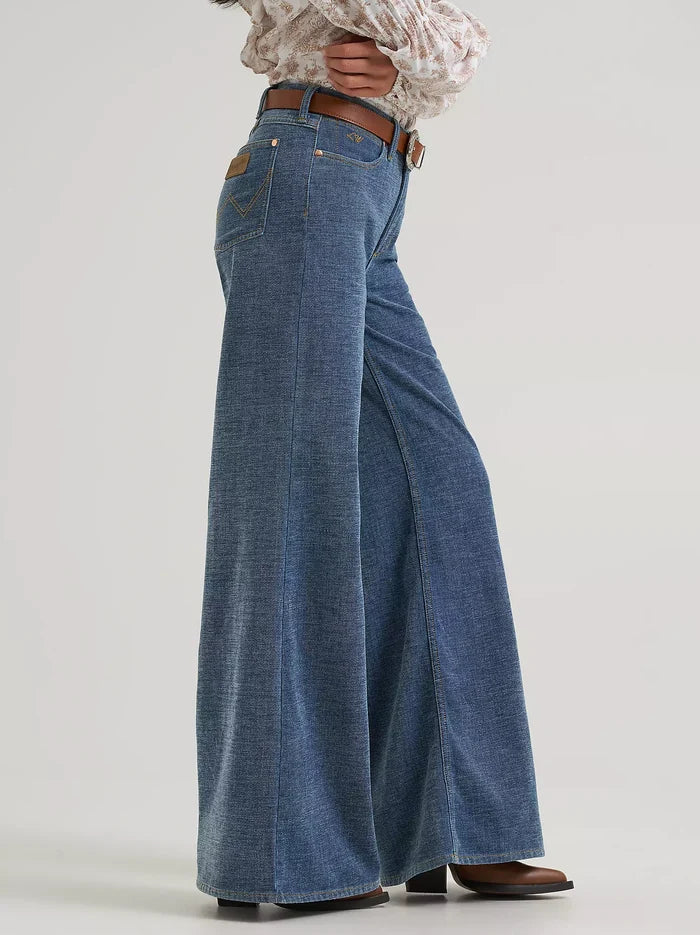 Wrangler X Women's Lainey Wilson Indigo High-Rise Chenille Wide Leg Jeans 112382902